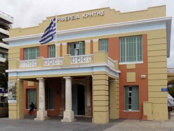 Η Περιφέρεια Κρήτης πρωτοπορεί με αυτόνομη δωρεάν ενέργεια από Ανανεώσιμες Πηγές Ενέργειας