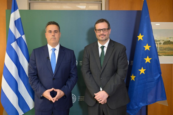 ΥΠΕΝ: Αποδοχή εκδήλωσης ενδιαφέροντος από τη Chevron για έρευνα υδρογονανθράκων στα Νότια της Κρήτης