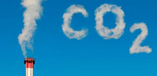 Επίπεδο ρεκόρ άγγιξαν οι τιμές των εκπομπών CO2 τον Μάιο