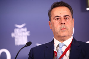 Τηλεφωνική συνομιλία Παπασταύρου - Hoekstra για την πράσινη μετάβαση και τις βασικές πολιτικές και στόχους της Ελλάδας