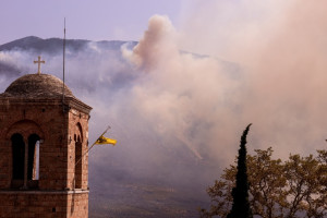 Γιάννης Τριήρης: Με φτηνά επικοινωνιακά σόου δεν αντιμετωπίζονται οι πυρκαγιές