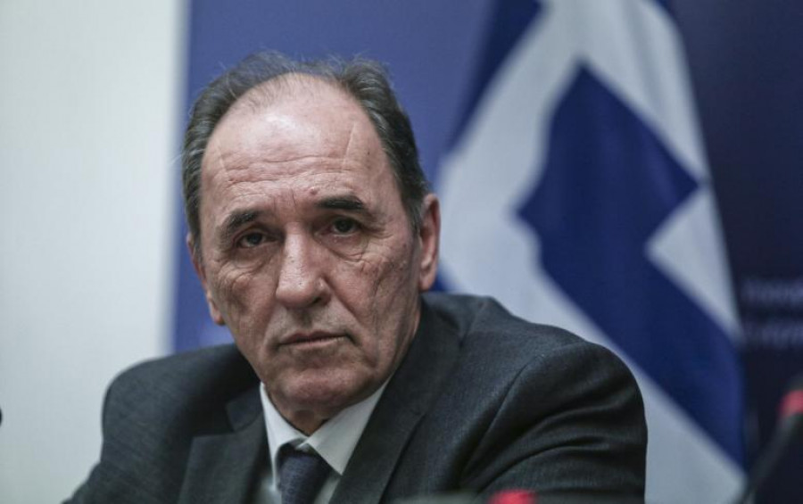 Σταθάκης: Αδιαπραγμάτευτη η κυβέρνηση στην αύξηση του ρόλου των ΑΠΕ