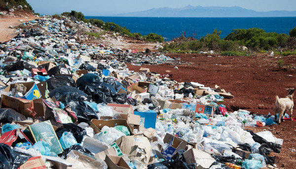 ΥΠΕΝ: «Πράσινο φως» στον Περιφερειακό Σχεδιασμό Διαχείρισης Αποβλήτων της Αττικής