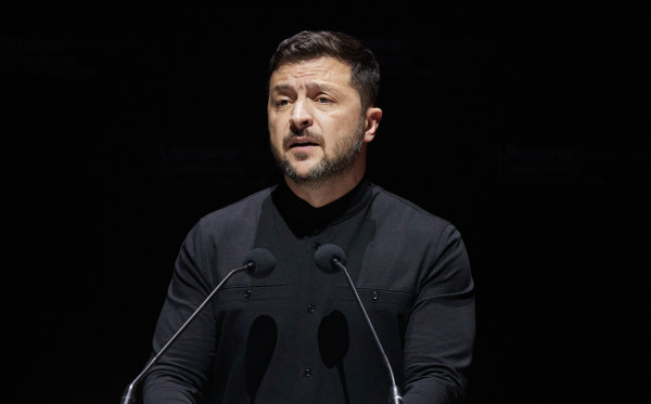 Ζελένσκι: Το Κίεβο επιτέθηκε σε ρωσικό διυλιστήριο πετρελαίου στη Γιαροσλάβ