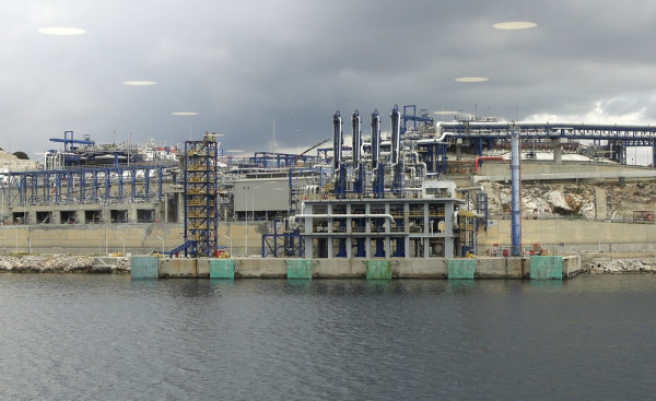 «Κλειδί» για την ενεργειακή ασφάλεια η Ρεβυθούσα- Μέχρι τέλος Αυγούστου τα πρώτα φορτία LNG στο νέο FSU