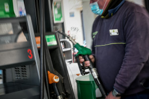 ΠΟΠΕΚ: Ζητά την επαναφορά της απαγόρευσης πώλησης καυσίμων σε τιμή κάτω του κόστους