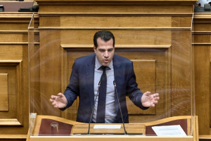 Γιάννης Τριήρης: Το τσιγάρο του Μπισμπίκη μας … μάρανε