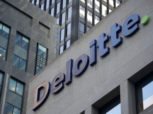 Deloitte: Πώς Επιδρά στον Πιστωτικό Κίνδυνο η Μετάβαση των Ελληνικών Επιχειρήσεων στην Πράσινη Οικονομία;