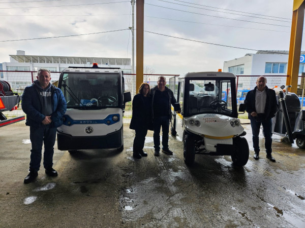 Ο Δήμος Ηρακλείου Αττικής βάζει την ηλεκτροκίνηση στις μηχανές του τέσσερα ηλεκτρικά οχήματα στη μάχη της καθημερινότητας