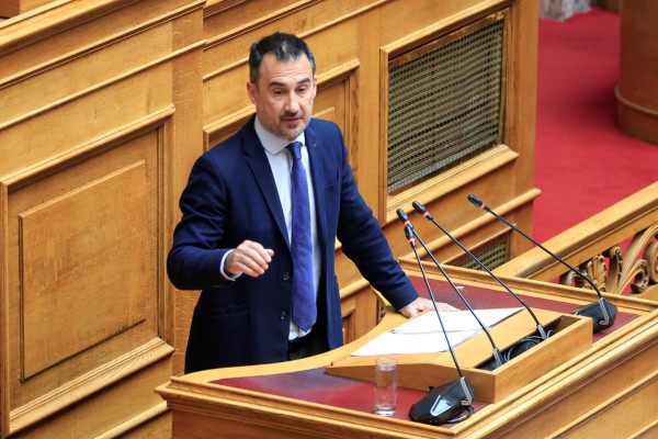 Αλ. Χαρίτσης: Η κυβέρνηση παίζει τις τύχες της χώρας σε μια γεωπολιτική φαντασίωση και κρατά τη χώρα σε ένα ενεργειακό μοντέλο του περασμένου αιώνα