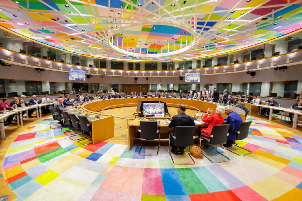 Ενέργεια: Σφίγγει ο κλοιός για νοικοκυριά και επιχειρήσεις - Στο Eurogroup το νέο ενεργειακό σοκ