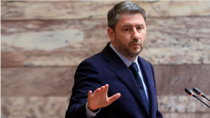 Νίκος Ανδρουλάκης: Απέναντι στην ακρίβεια χρειάζονται μέτρα, όχι αλαζονεία