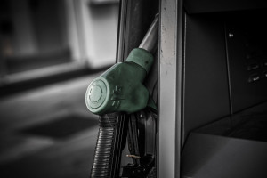 Fuel pass και επιδότηση diesel στην αντλία: Πώς, πότε και για ποιους ενεργοποιούνται τα νέα μέτρα