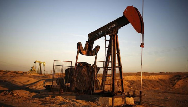 Οι επικεφαλής των μεγαλύτερων εταιρειών εμπορίας ενέργειας προβλέπουν μέτρια αύξηση στις τιμές πετρελαίου