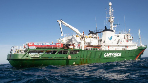 Greenpeace: Η μαύρη ενεργειακή μετάβαση του Πρωθυπουργού