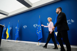 Οι ευρωπαίοι ηγέτες με τον Ζελένσκι τη Δευτέρα, στην Ουάσινγκτον