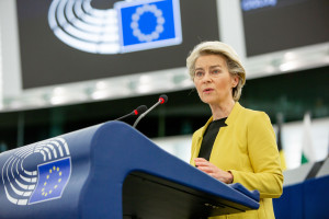 Φον ντερ Λάιεν: «Έχουμε προτείνει μηδενικούς δασμούς για τα βιομηχανικά προϊόντα» με τις ΗΠΑ