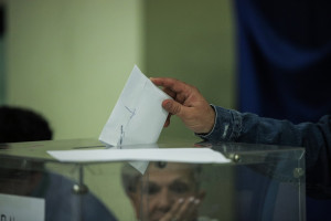 Γιάννης Τριήρης: Ποιον συμφέρει η μεγάλη αποχή στις εκλογές;