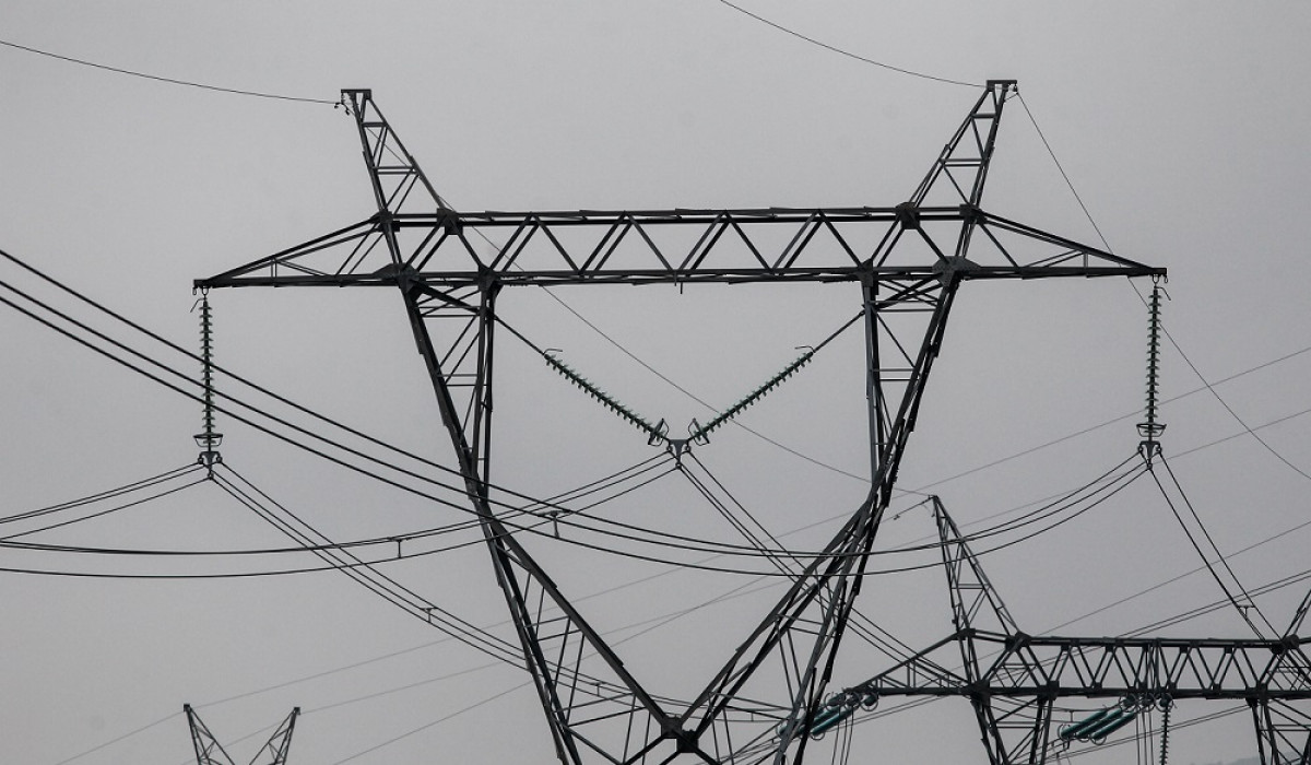 ΕΚΠΟΙΖΩ: Εκατοντάδες αιτήματα καθημερινά στο ΔΕΔΔΗΕ για διακοπή ρεύματος
