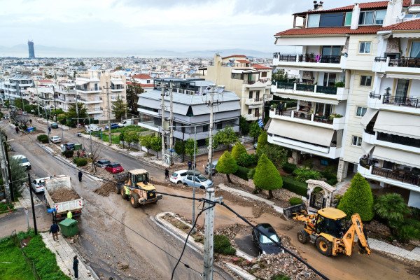 Κόντρα Δήμου Γλυφάδας – ΔΕΔΔΗΕ για την υπογειοποίηση στον Υμηττό με φόντο τις καταστροφικές πλημμύρες