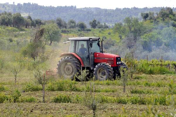 Σε ΦΕΚ η απόφαση για τη επιστροφή του ΕΦΚ στο αγροτικό πετρέλαιο