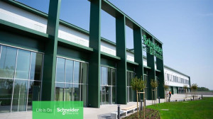 Η Schneider Electric ανοίγει νέο έξυπνο εργοστάσιο στην Ουγγαρία και αυξάνει την παραγωγική ικανότητα για την Ευρώπη