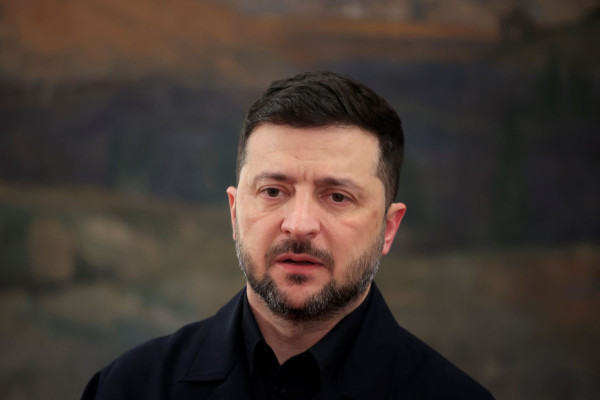 Ο πρόεδρος Ζελένσκι ανακοίνωσε την πρώτη "τριμερή" συνάντηση Ουκρανίας-Ρωσίας-ΗΠΑ