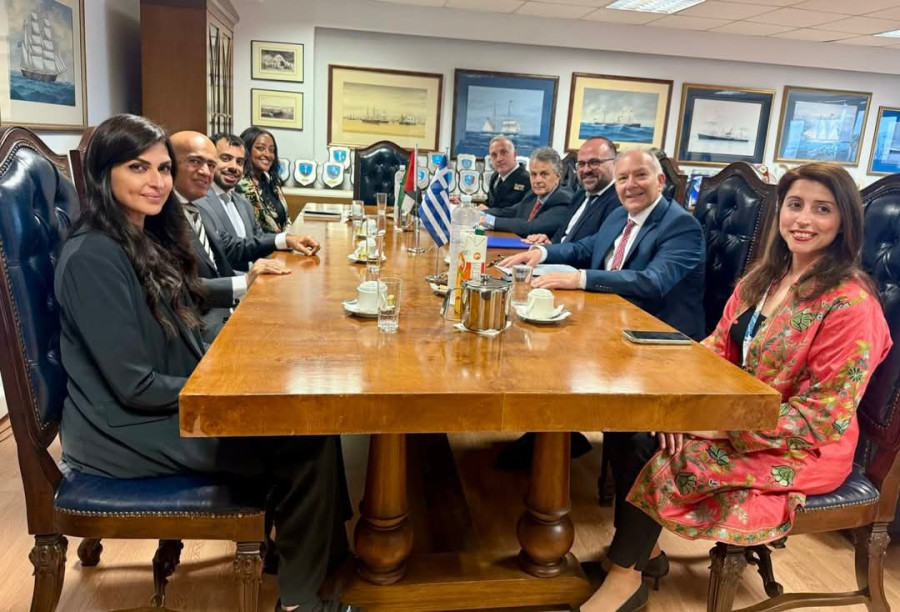 Συνάντηση Στέφανου Γκίκα με τον Πρέσβη των ΗΑΕ και εκπροσώπους της Masdar