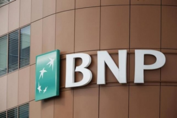 «Στροφή» της BNP Baribas στις ΑΠΕ - Τέλος οι συναλλαγές με πετρελαιοπαραγωγούς