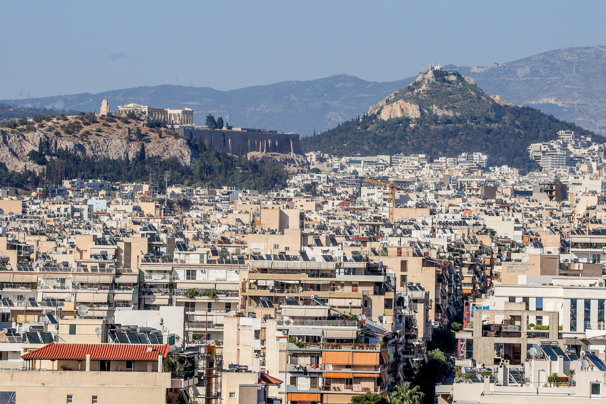 Γιάννης Τριήρης: Ο γόρδιος δεσμός της στέγασης