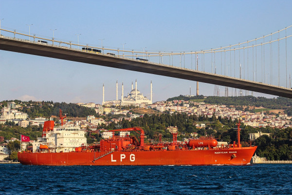 LNG: Ξεπέρασαν τους 10,36 μετρικούς τόνους στην Ευρώπη