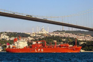 LNG: Ξεπέρασαν τους 10,36 μετρικούς τόνους στην Ευρώπη