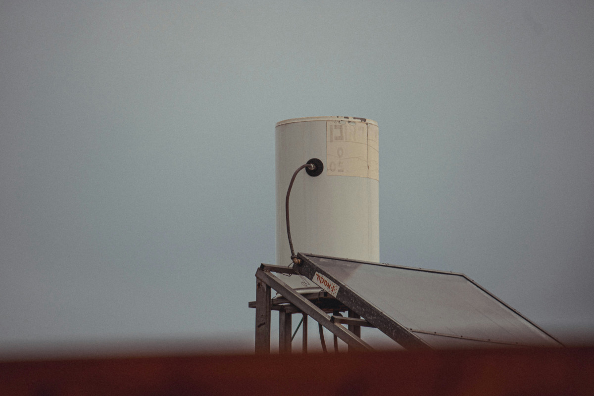 Πώς θα επιλέξεις τον κατάλληλο ηλιακό θερμοσίφωνα