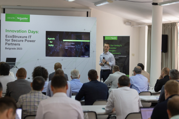 Schneider Electric DCIM EcoStruxure IT: Η απάντηση στις προκλήσεις της αγοράς Data Centers