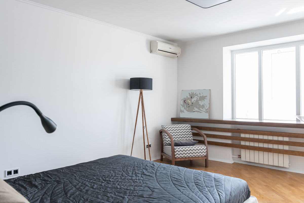 Οδηγός επιβίωσης για το καλοκαίρι: 5 απλές αλλαγές που «φρενάρουν» το κόστος του κλιματιστικού