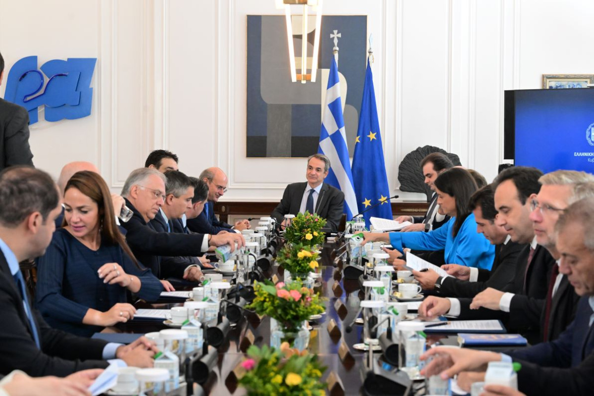 Συνεδριάζει υπό τον πρωθυπουργό το υπουργικό συμβούλιο