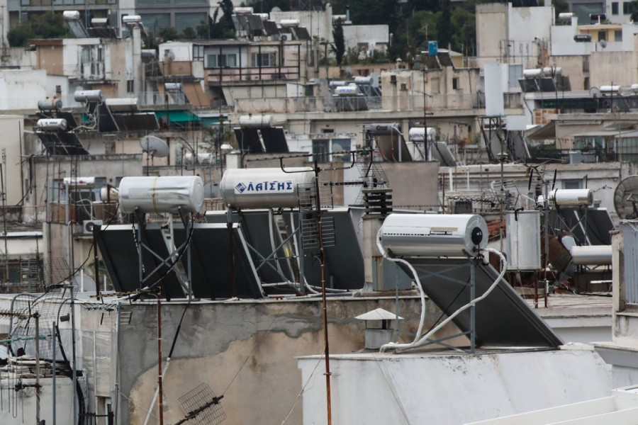 Ηλιακός θερμοσίφωνας: Πότε ανοίγει η πλατφόρμα allazothermosifona.gov.gr