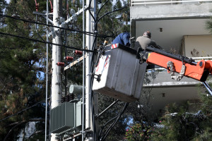 ΔΕΔΔΗΕ: Δεν θα πραγματοποιηθούν προγραμματισμένες διακοπές ρεύματος κατά τη διάρκεια του καύσωνα