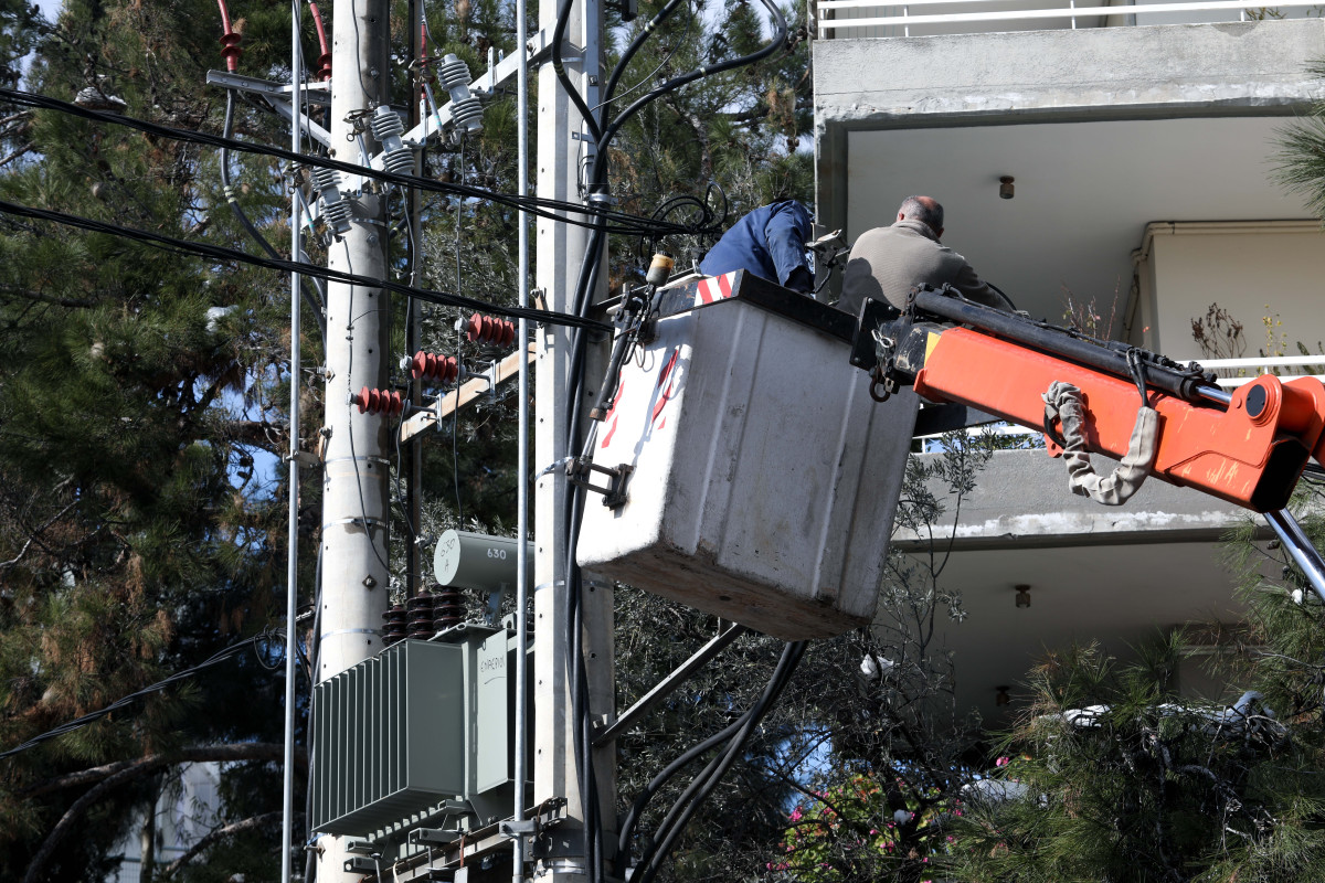 ΔΕΔΔΗΕ: Δεν θα πραγματοποιηθούν προγραμματισμένες διακοπές ρεύματος κατά τη διάρκεια του καύσωνα