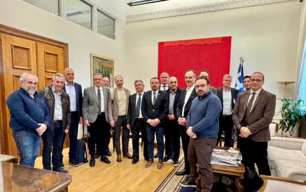 Συνάντηση Φρ. Παρασύρη, του Γραμματέα και μελών του Τομέα Ενέργειας ΠΑΣΟΚ με την Π.Ο.Σ.Π.Η.Ε.Φ.