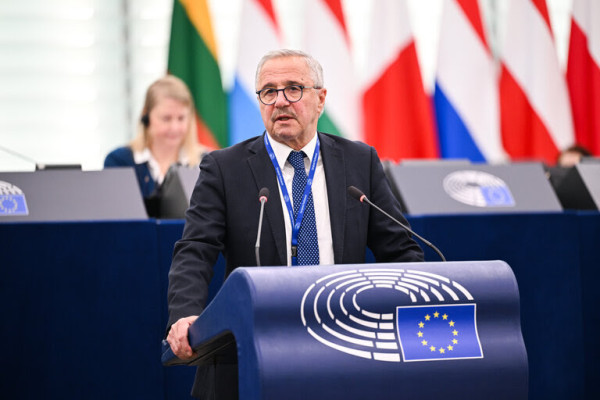 Γ. Μανιάτης: Η Ελληνική Κυβέρνηση αδιαφορεί για τις θαλάσσιες έρευνες περιβάλλοντος