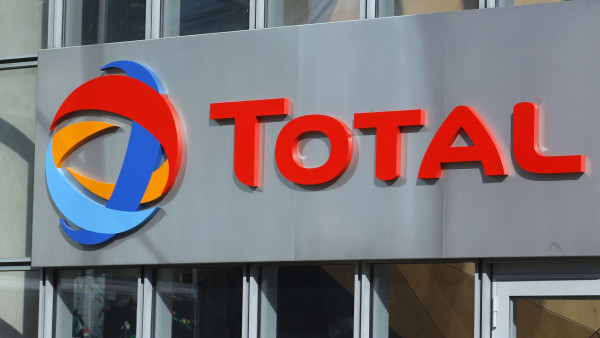 Total: Ανακοίνωσε την πώληση των επιχειρήσεών της σε ρητίνες