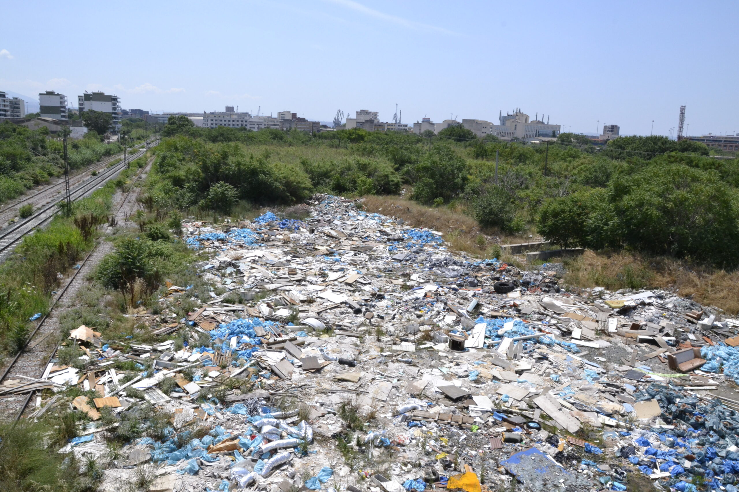 ΑΝΑΚΕΜ: Απομάκρυνση παράνομων αποβλήτων από την περιοχή των Λαχανοκήπων Θεσσαλονίκης